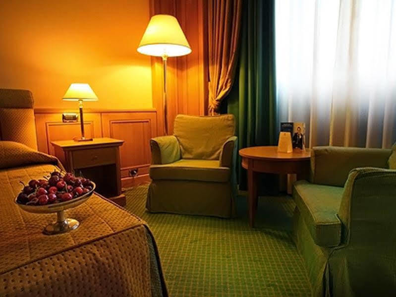 Grand Hotel Barone Di Sassj Sesto San Giovanni Exterior foto