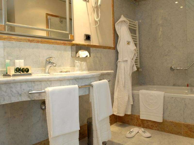 Grand Hotel Barone Di Sassj Sesto San Giovanni Zimmer foto